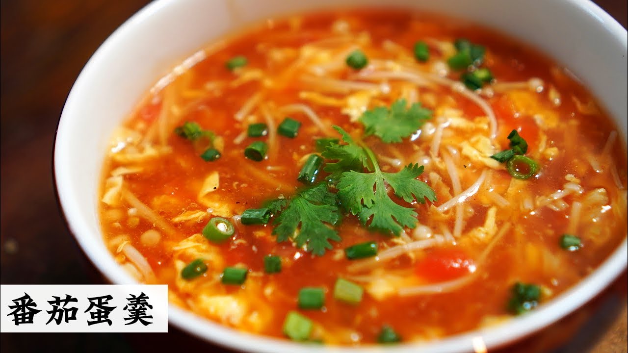 Quick Tomato and Enoki Mushroom Egg Drop Soup