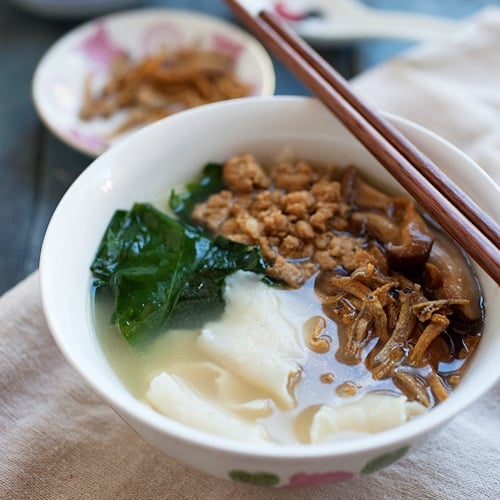 Pan Mee (Hakka Flat Noodle Soup)