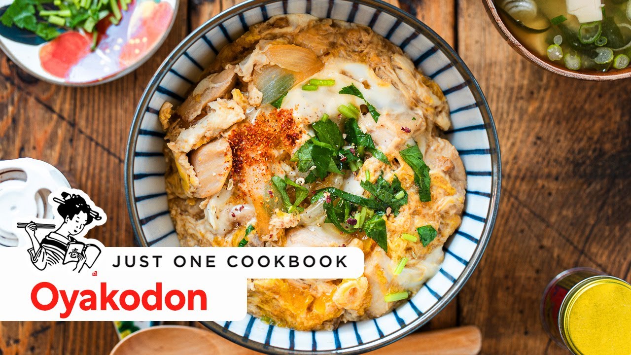 Oyakodon (Chicken and Egg Rice Bowl)