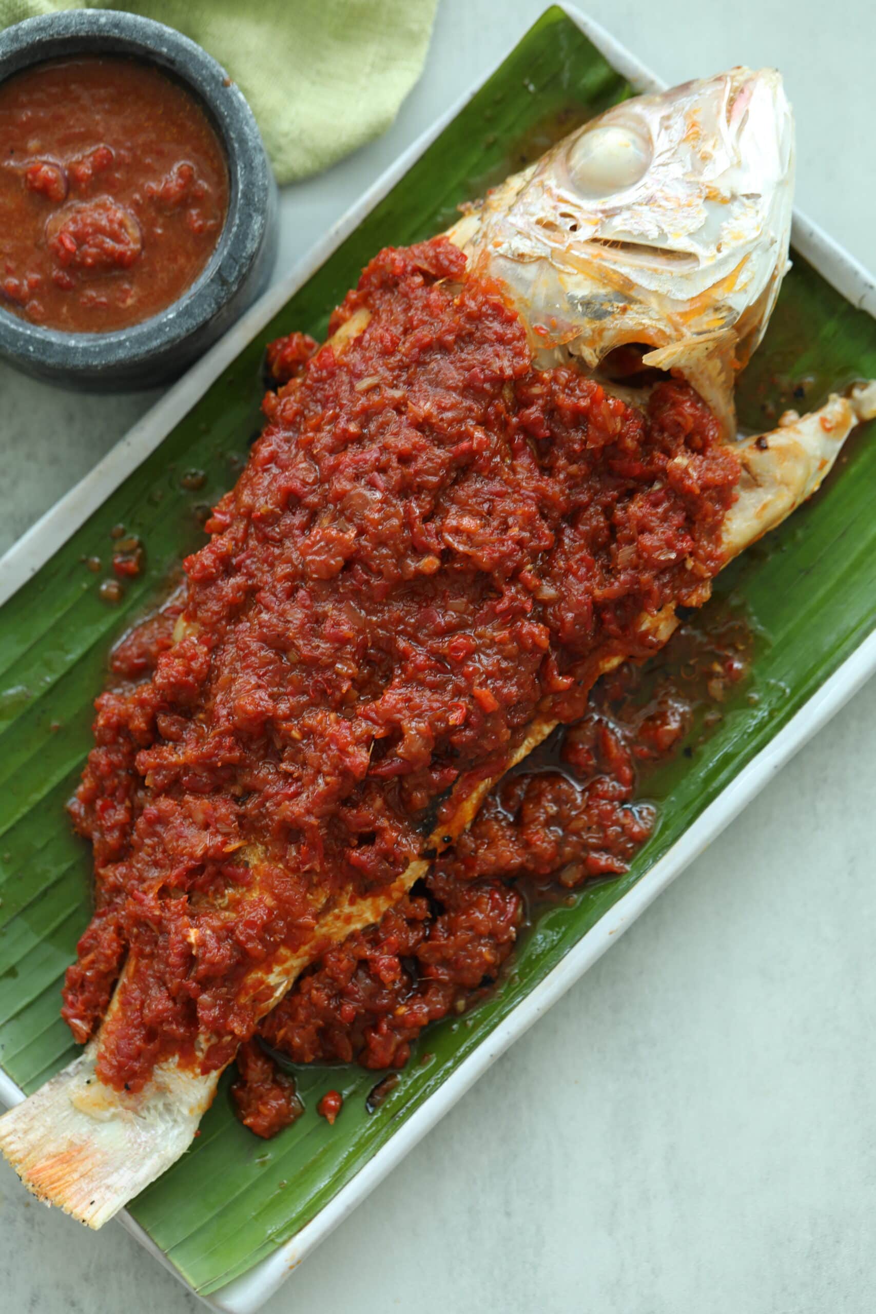 Grilled Fish in Banana Leaf (Ikan Bakar)
