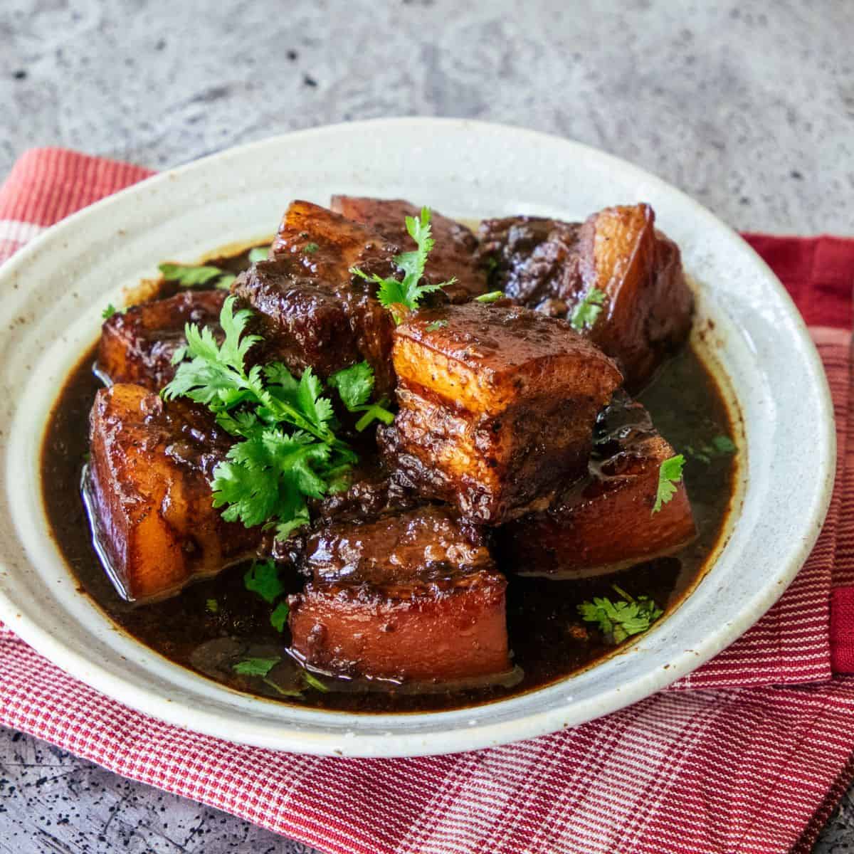 Southern Thai Braised Pork Belly in Soy Sauce (Moo Hong)